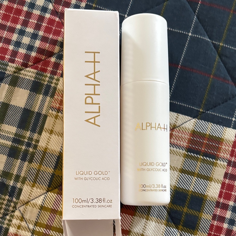 Alphah liquid gold - full size bottle